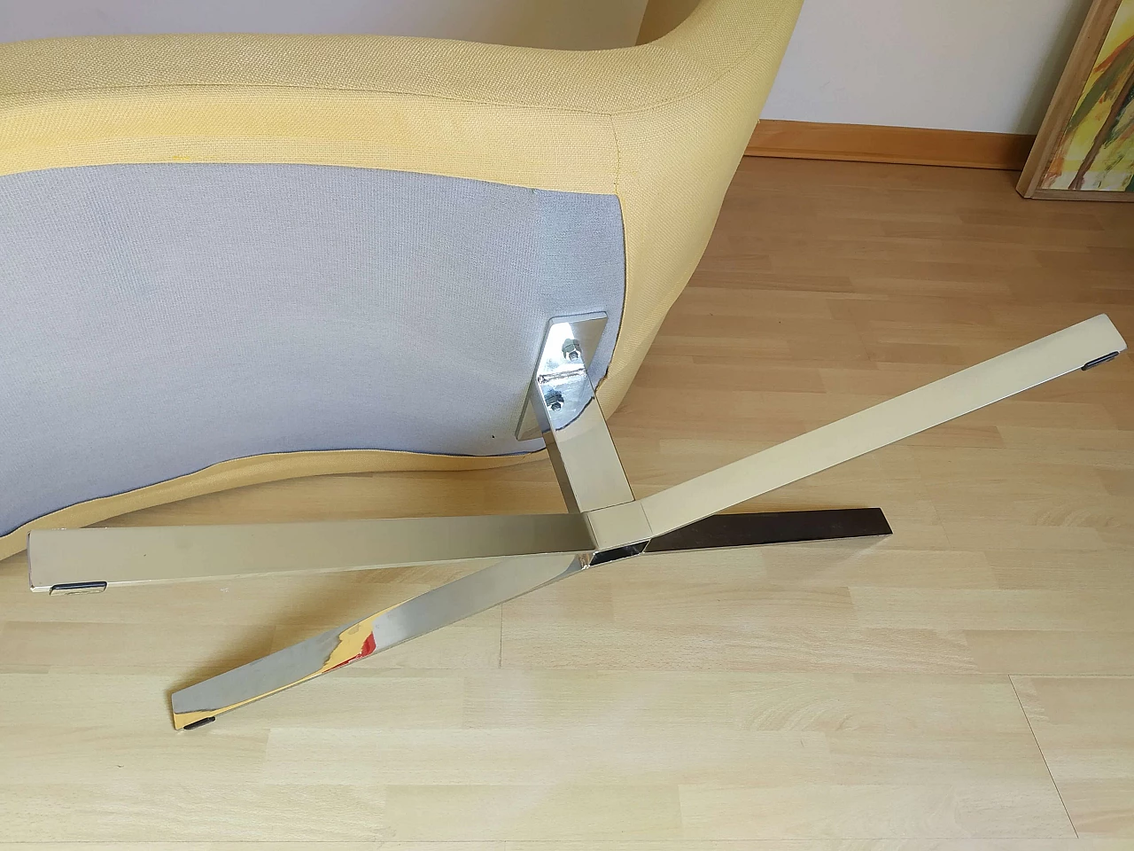 Poltrona Joy in tessuto senape Chateau D'Ax 17