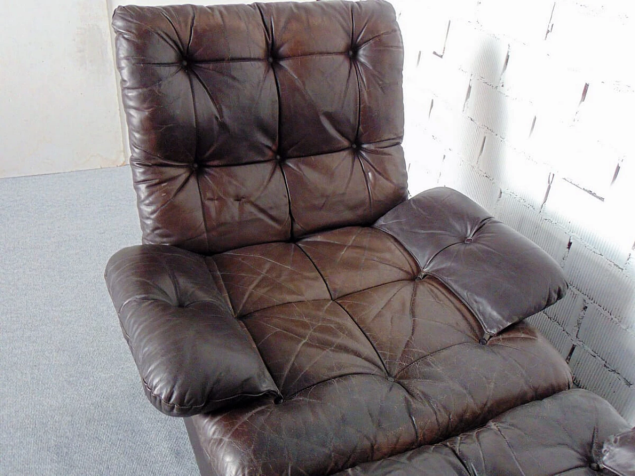 Pair of leather armchairs, 1970s 10