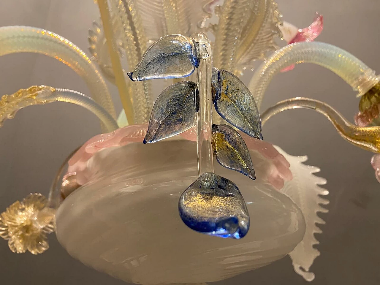 Lampadario decorato con fiori in vetro di Murano, anni '60 4