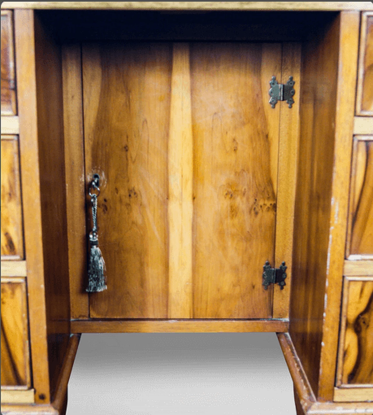 Wooden writing desk with leather top, 20th century 7