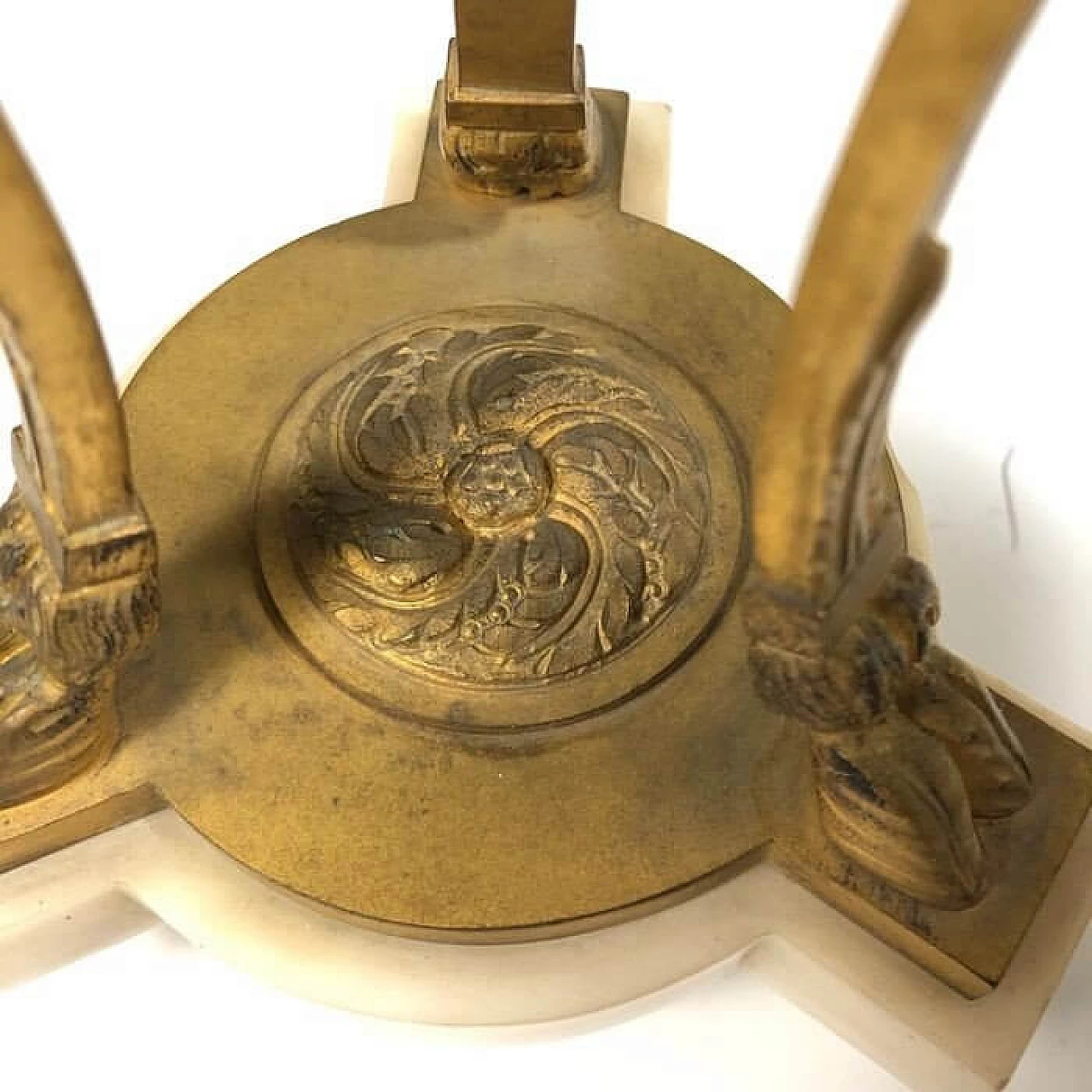 Pair of gilt bronze and white marble incense burners, 19th century 3