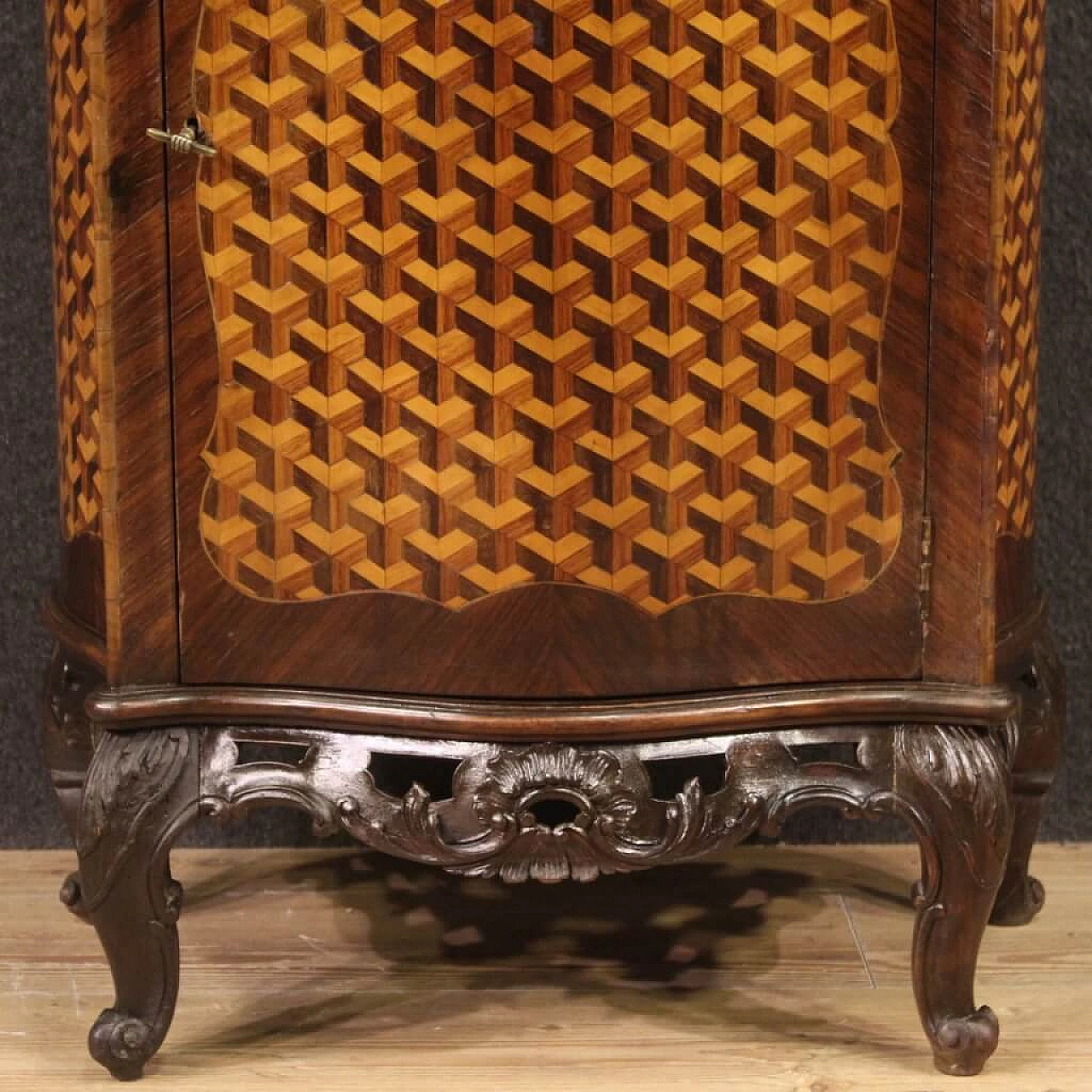 Piccola credenza in legno intarsiata, '900 2