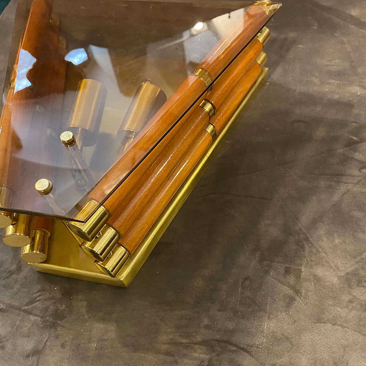 Wall lamp in glass, wood and brass, 1980s 2