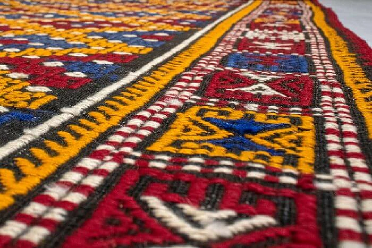 Kilim turco colorato, anni '60 8
