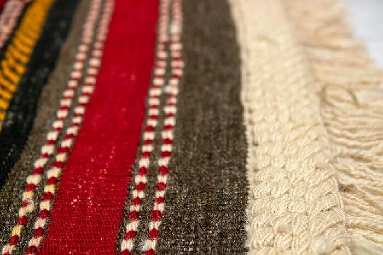Kilim turco colorato, anni '60 16