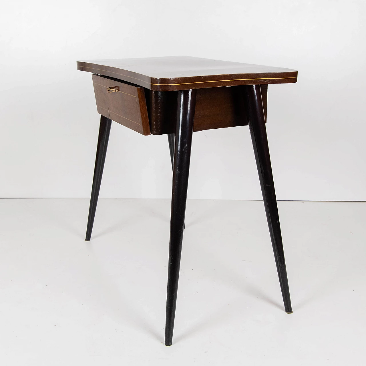 Two-tone wood side table with extractable drawer, 1950s 3