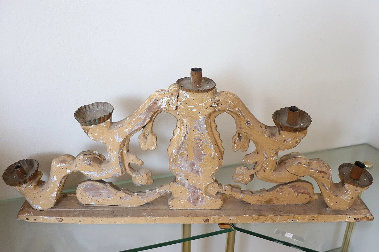 Pair of carved and gilded wooden candelabra, 17th century 10