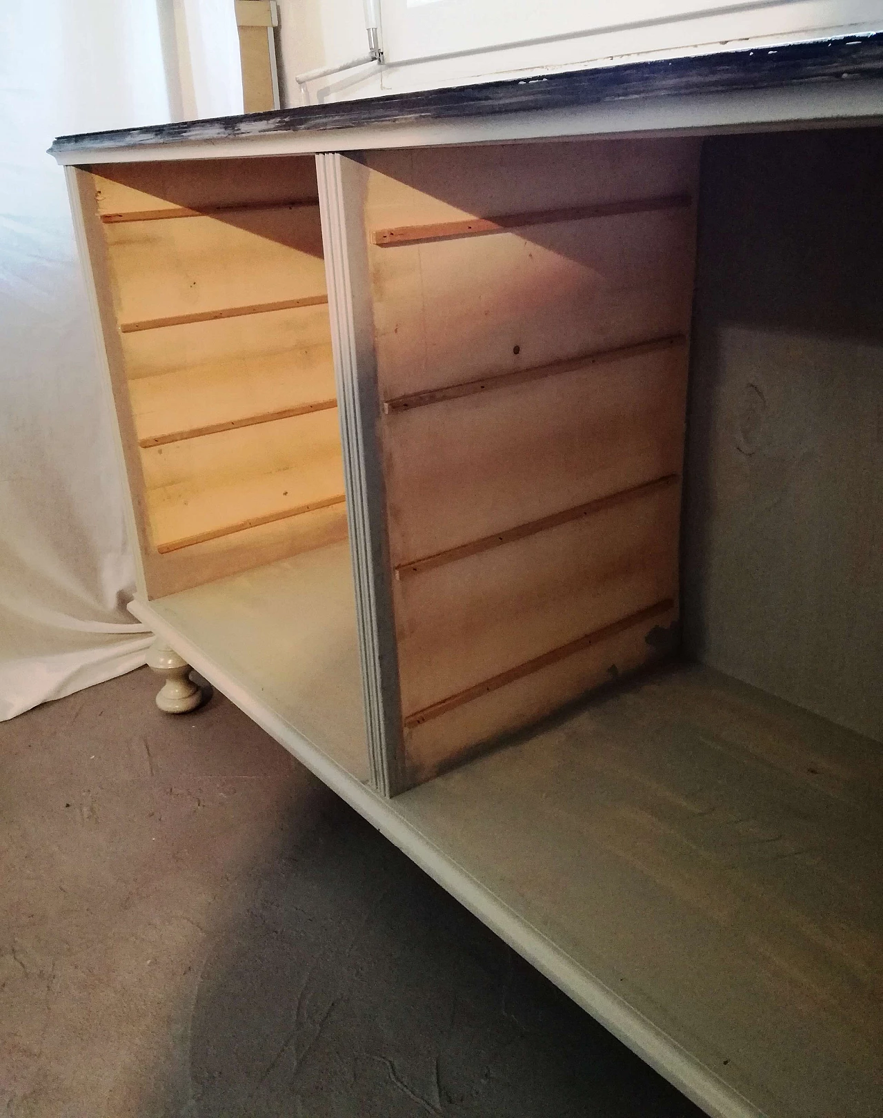 Cassettone Love con piano con mosaico Bisazza, anni '60 9