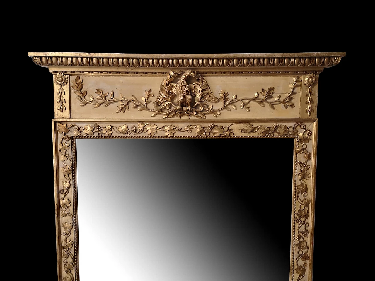Specchiera con cornice dorata in stile Luigi XVI, '700 2