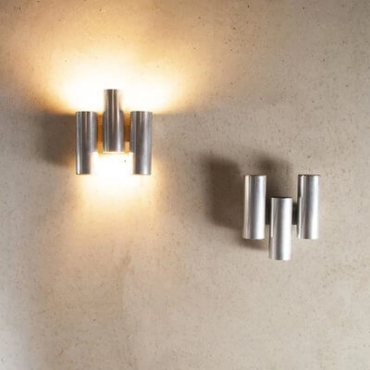 Pair of steel wall sconces in the style of Gaetano Sciolari, 1970s 5