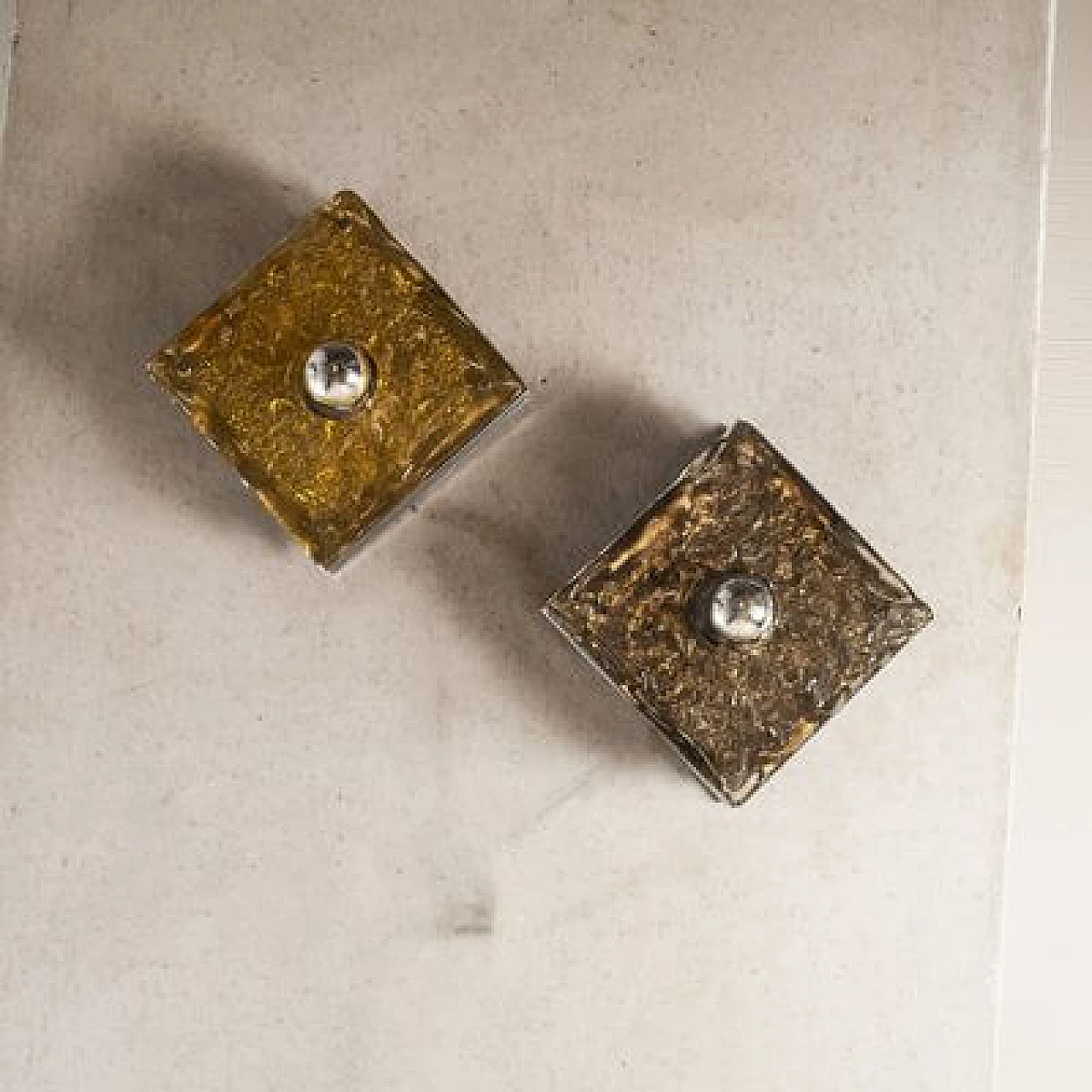 Coppia di applique Mazzega in acciaio e vetro ambrato, anni '70 8