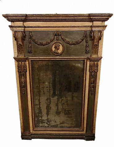 Lacquered wooden mirror with festoons, 18th century