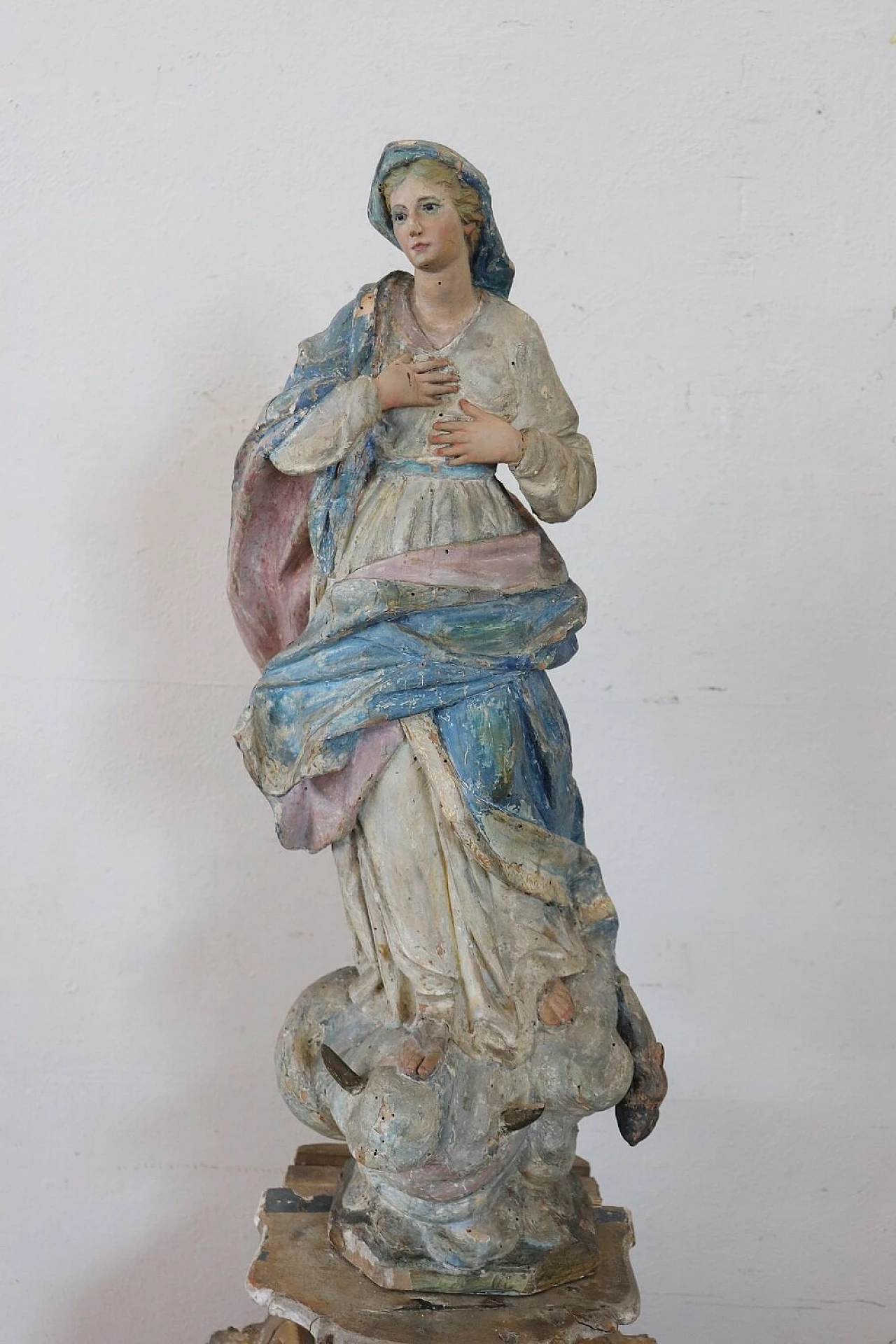Vergine Maria, scultura policroma in legno intagliato, metà '800 2