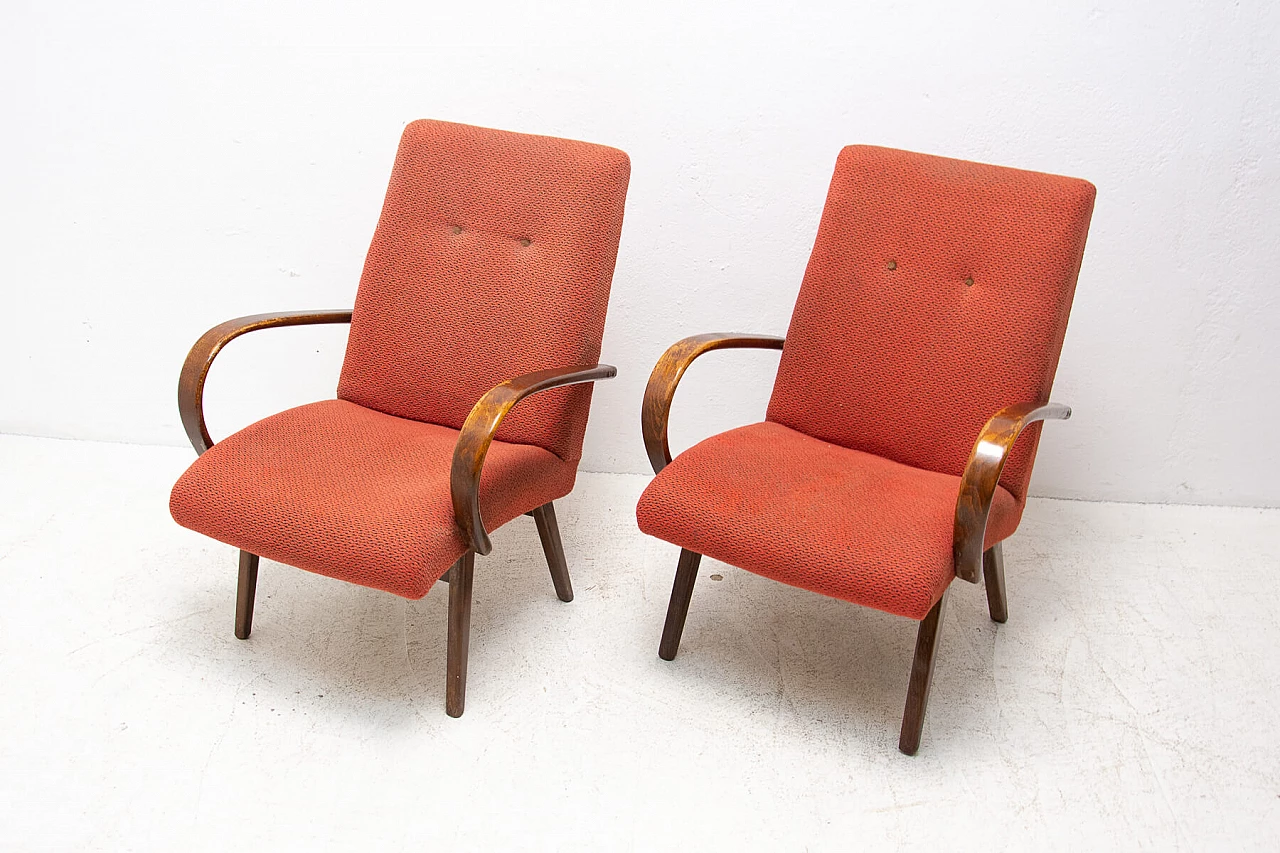 Coppia di poltrone di Jaroslav Šmídek in legno curvato, anni '60 7