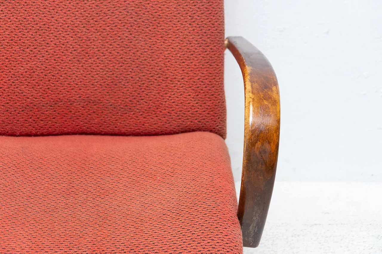 Coppia di poltrone di Jaroslav Šmídek in legno curvato, anni '60 14