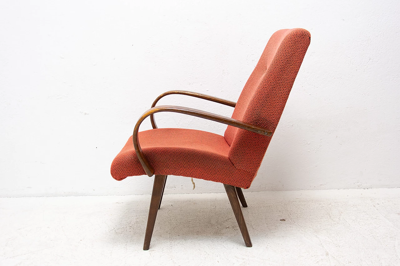 Coppia di poltrone di Jaroslav Šmídek in legno curvato, anni '60 19