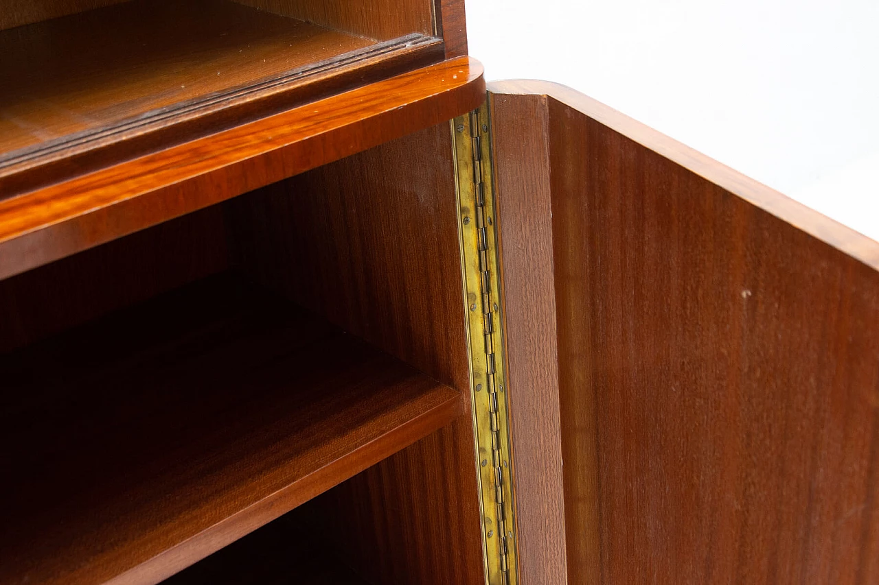 Libreria in noce di UP Zavody con ante in vetro, anni '50 10