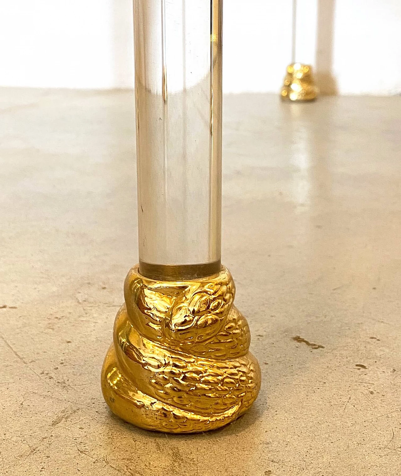 Tavolino in ottone e plexiglass, anni '80 5