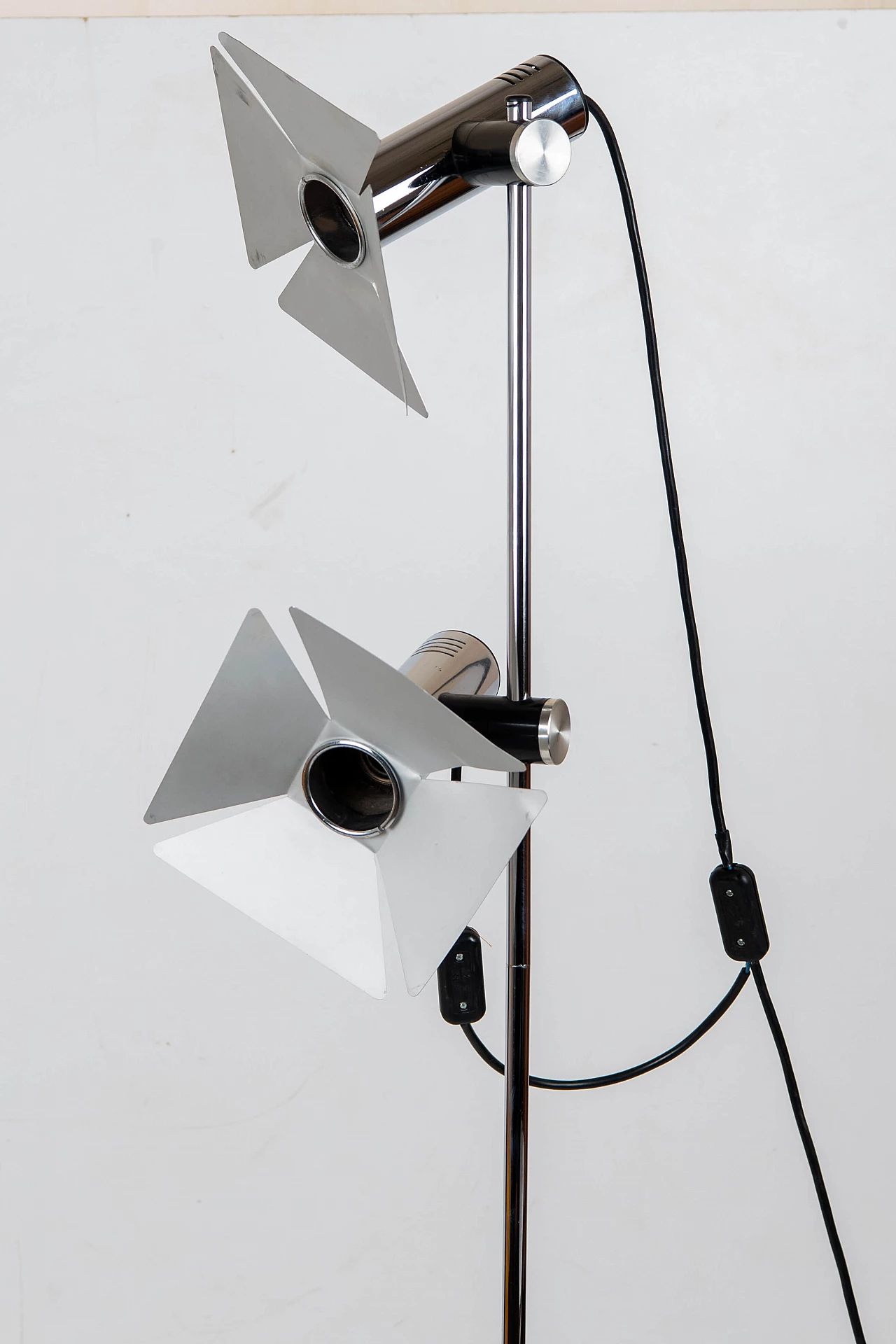 Chrome-plated floor lamp with 2 lights, 1970s 2