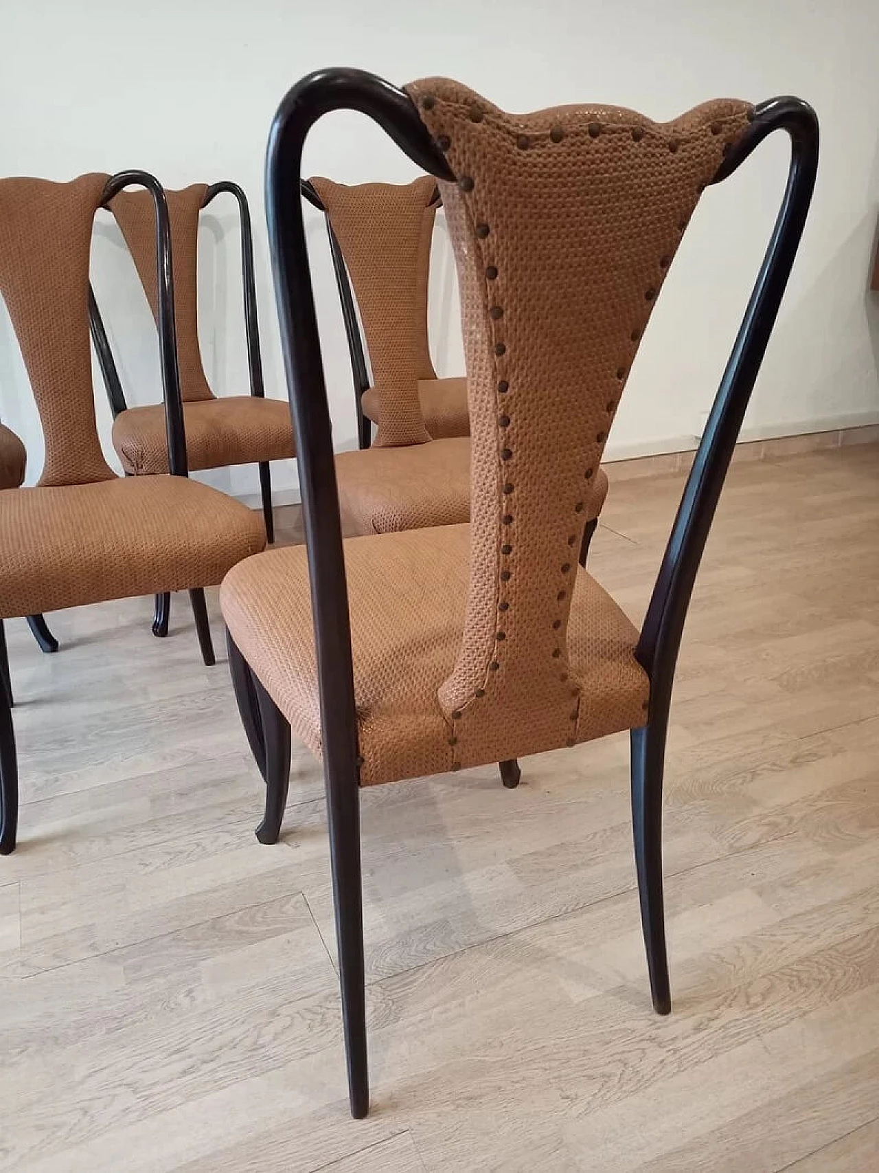 6 Mahogany chairs by Vittorio Dassi with leather seat, 1950s 1