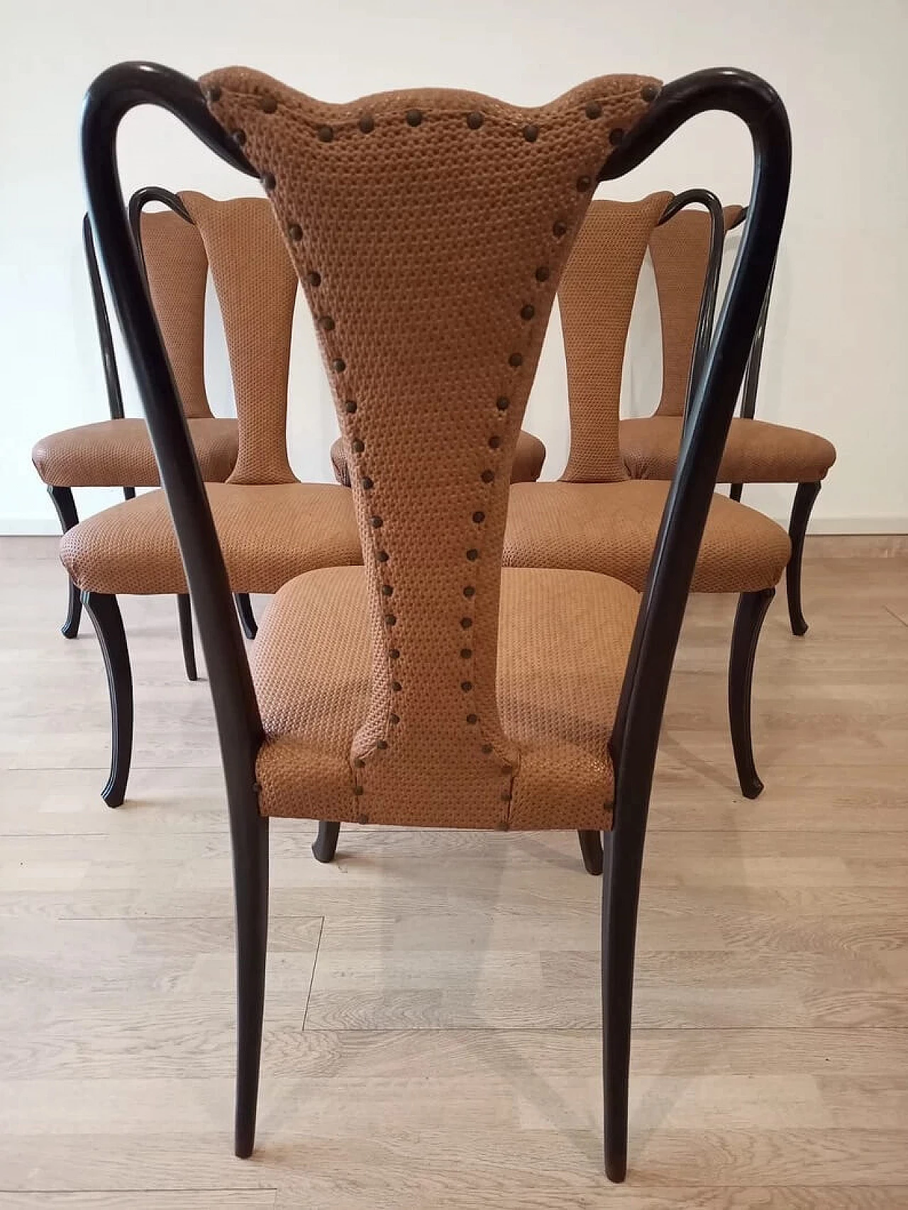6 Mahogany chairs by Vittorio Dassi with leather seat, 1950s 8