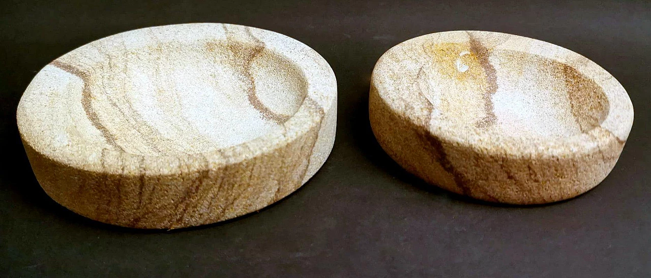 Pair of ashtrays in Santafiora stone, 1970s 11
