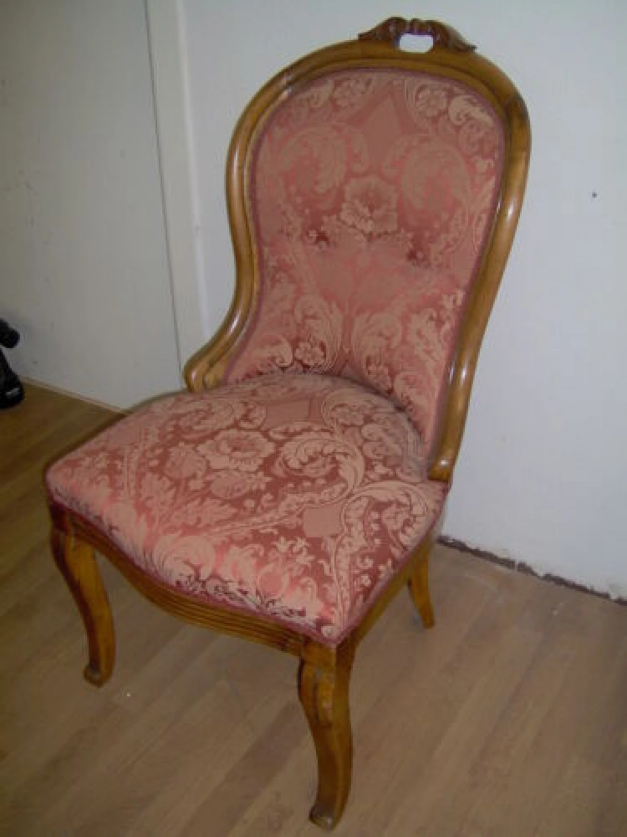 Empire armchair in solid walnut, early 19th century 5