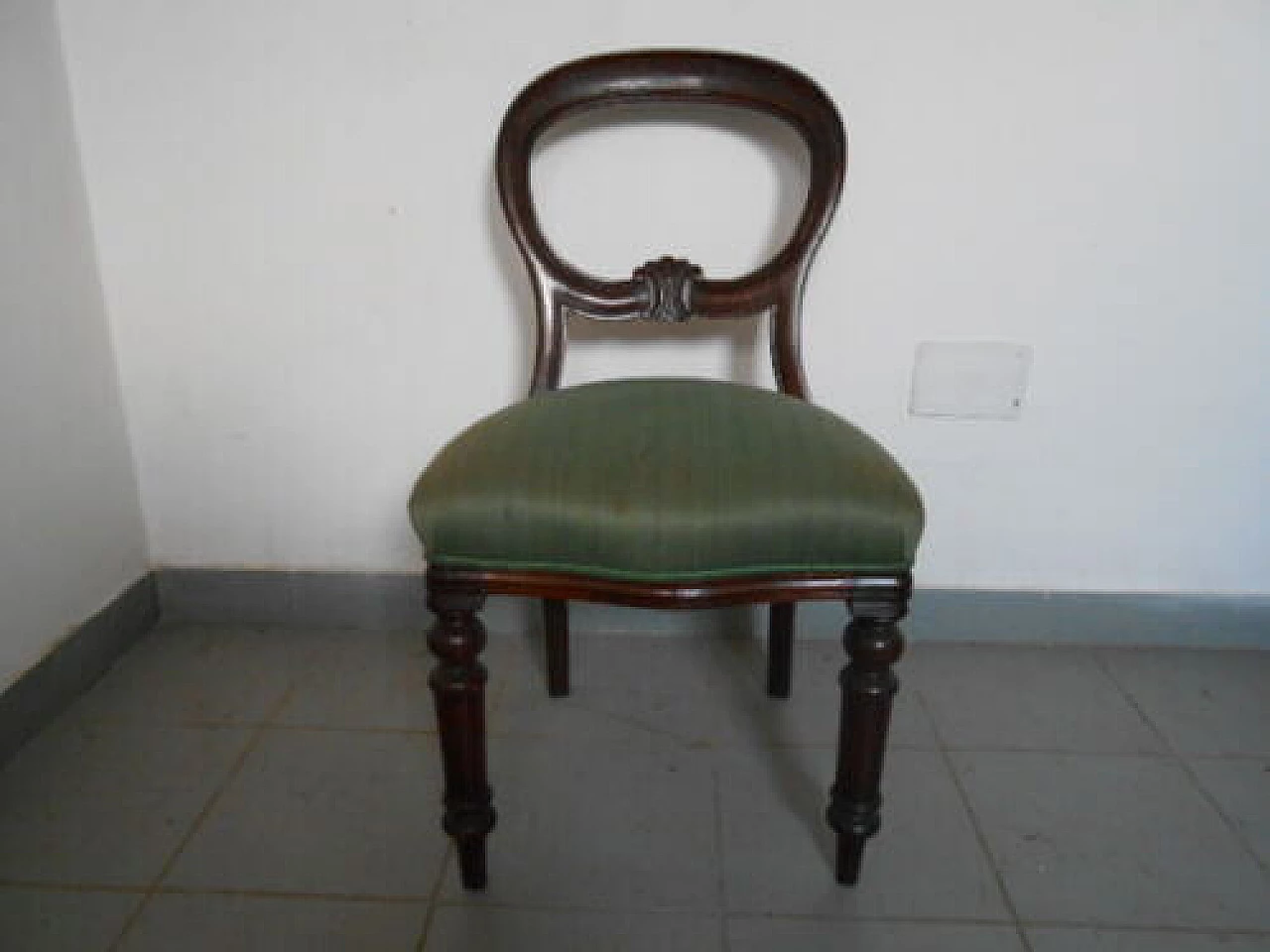 4 Mahogany Louis Philippe chairs, mid 19th century 1