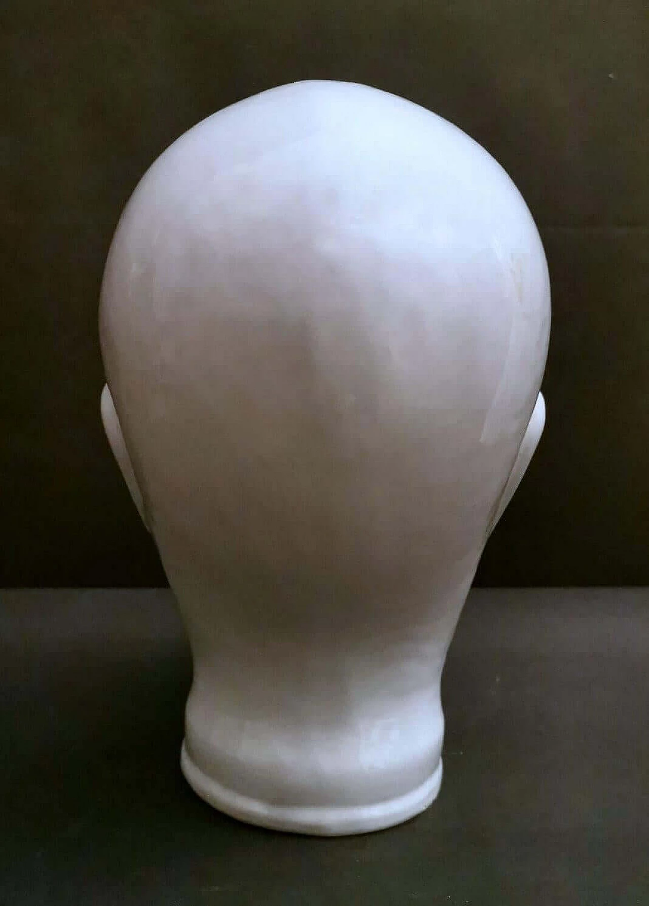 Testa in ceramica smaltata bianca, anni '60 3