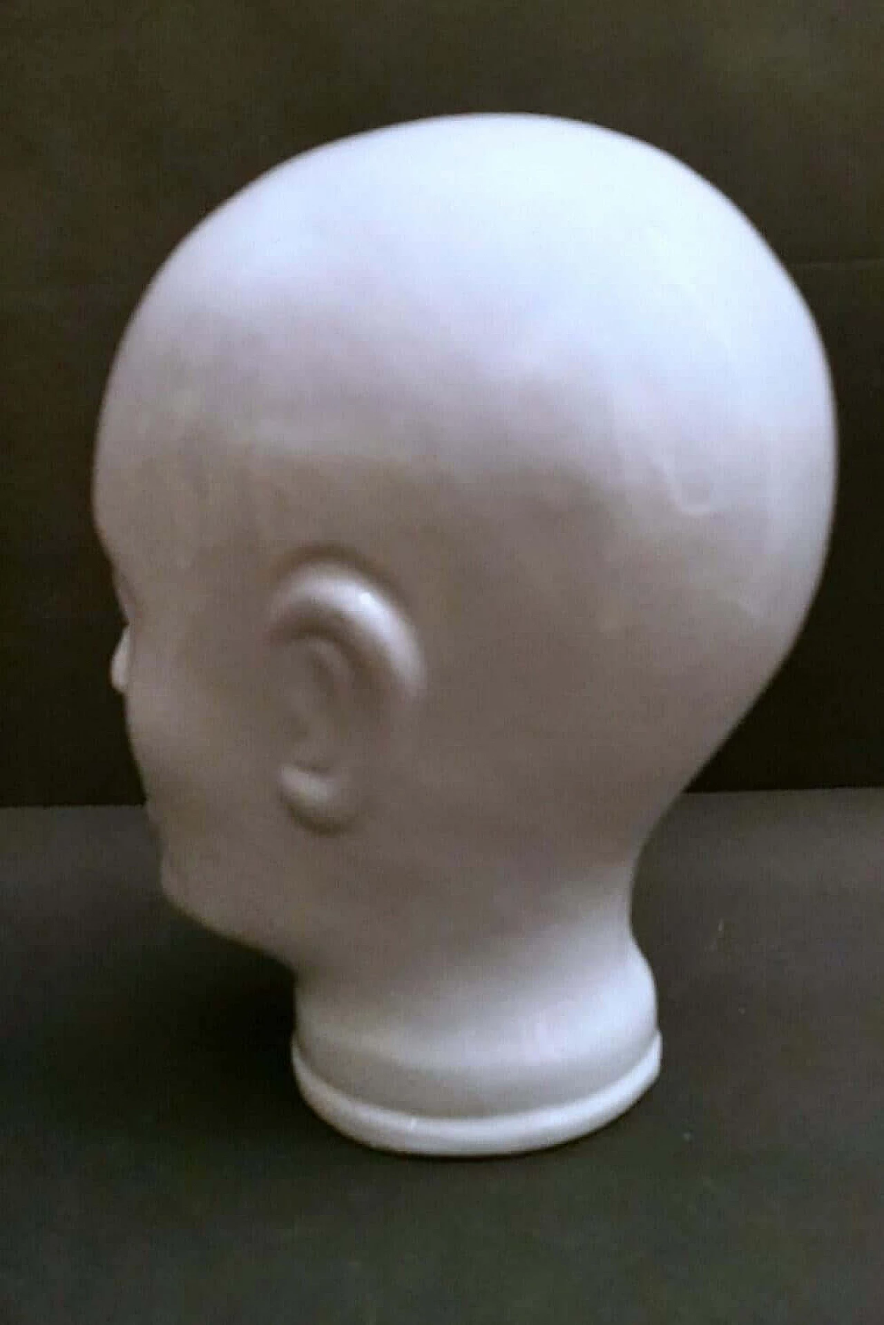 Testa in ceramica smaltata bianca, anni '60 4