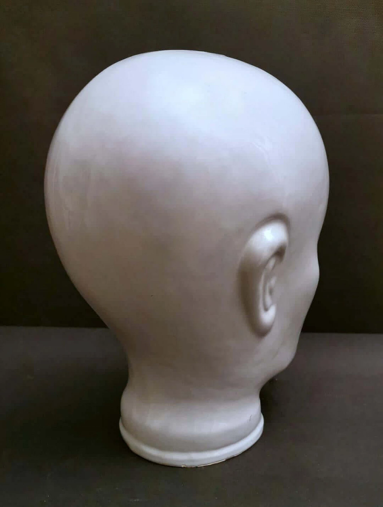 Testa in ceramica smaltata bianca, anni '60 5