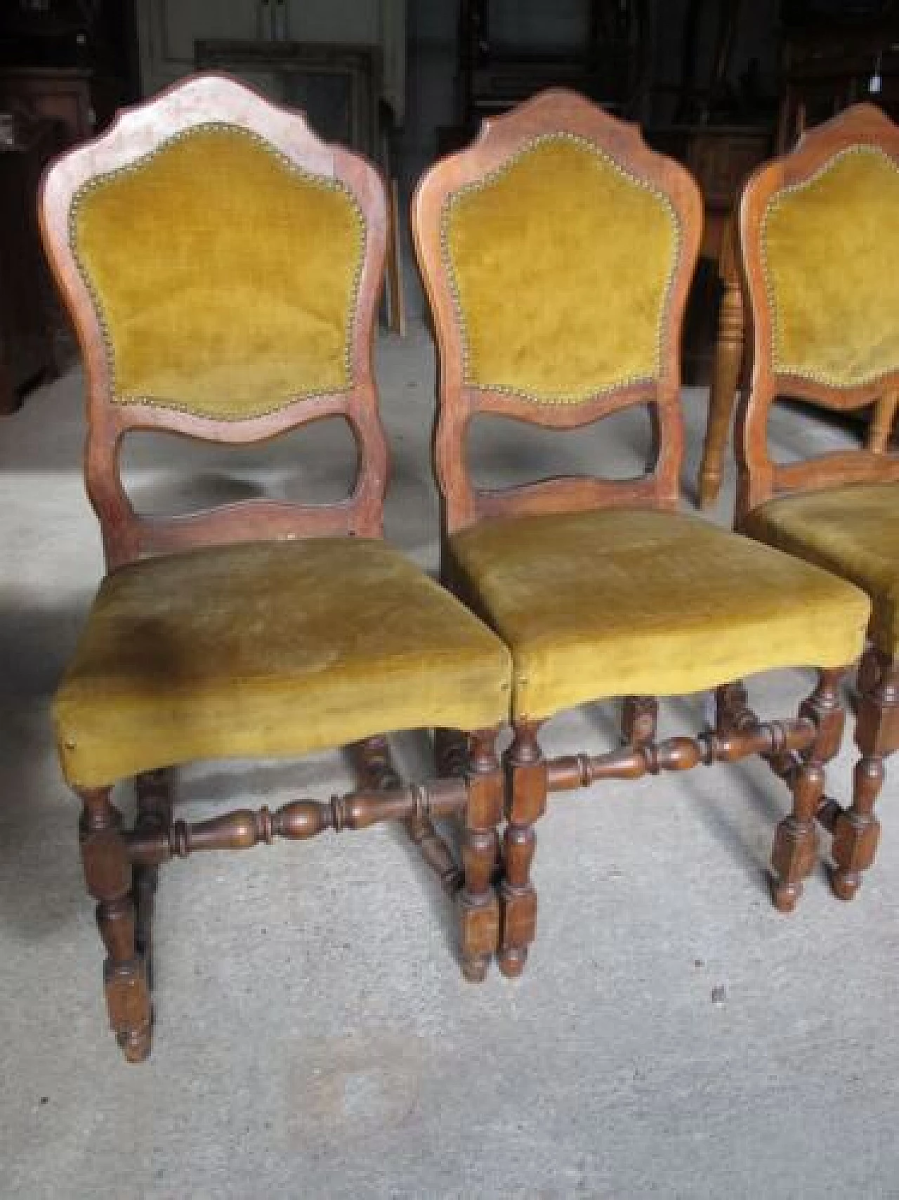 4 Walnut chairs in Louis XIII style, early 20th century 1