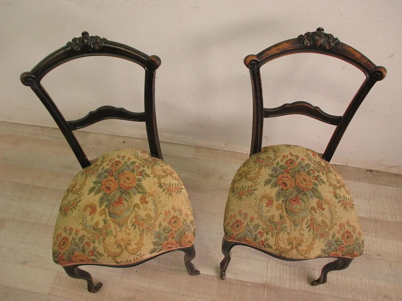Pair of Umbertine chairs with casters in ebonised solid walnut and Gobelin fabric, 19th century 6