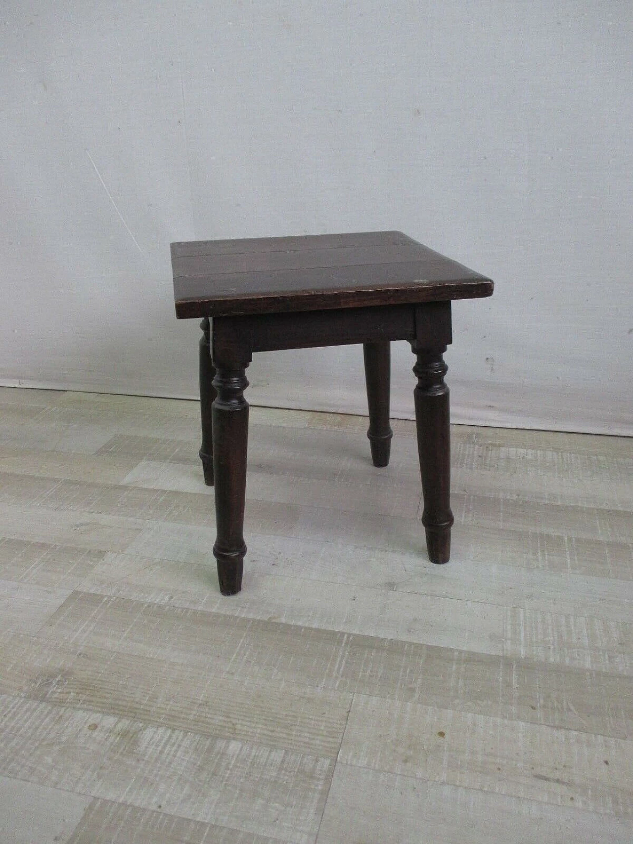 Sgabello in faggio massello, anni '30 7