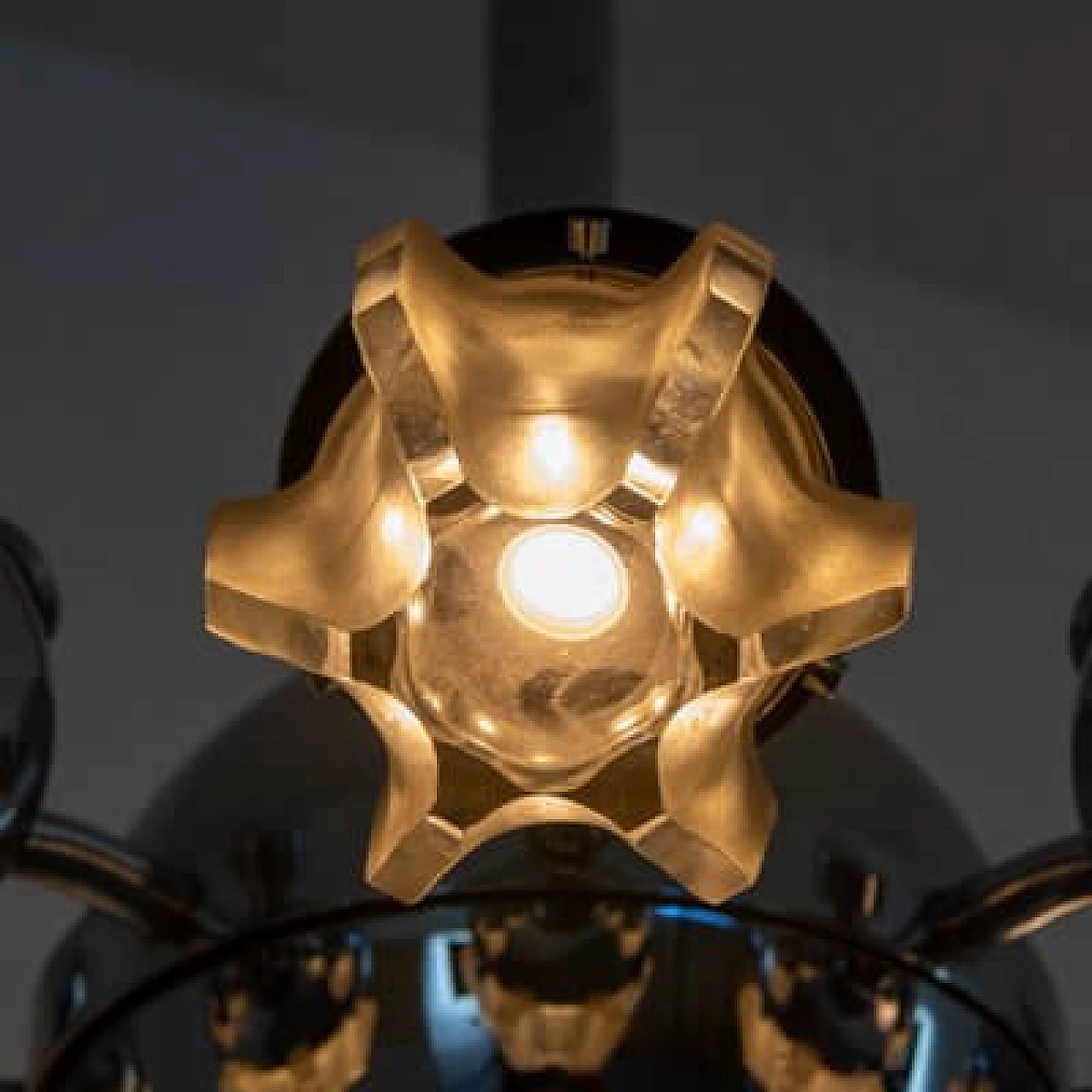 Lampada a sospensione in vetro cromato, anni '60 10
