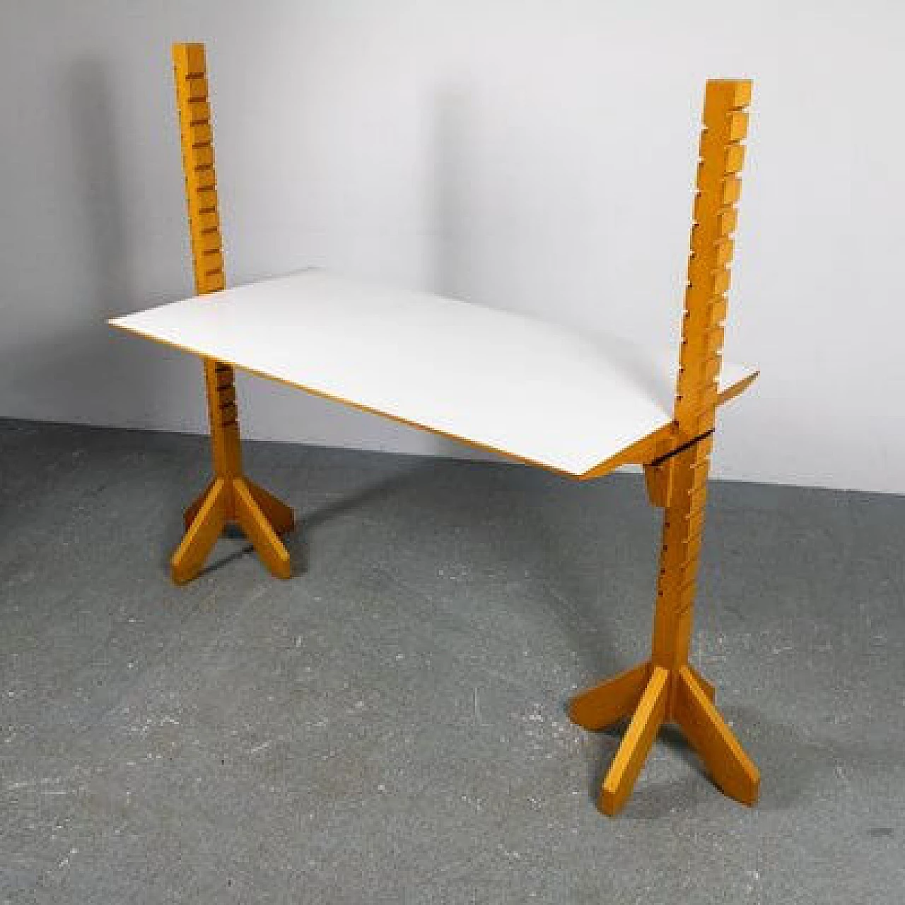Atelier Emme adjustable desk with Formica top, 1980s 1