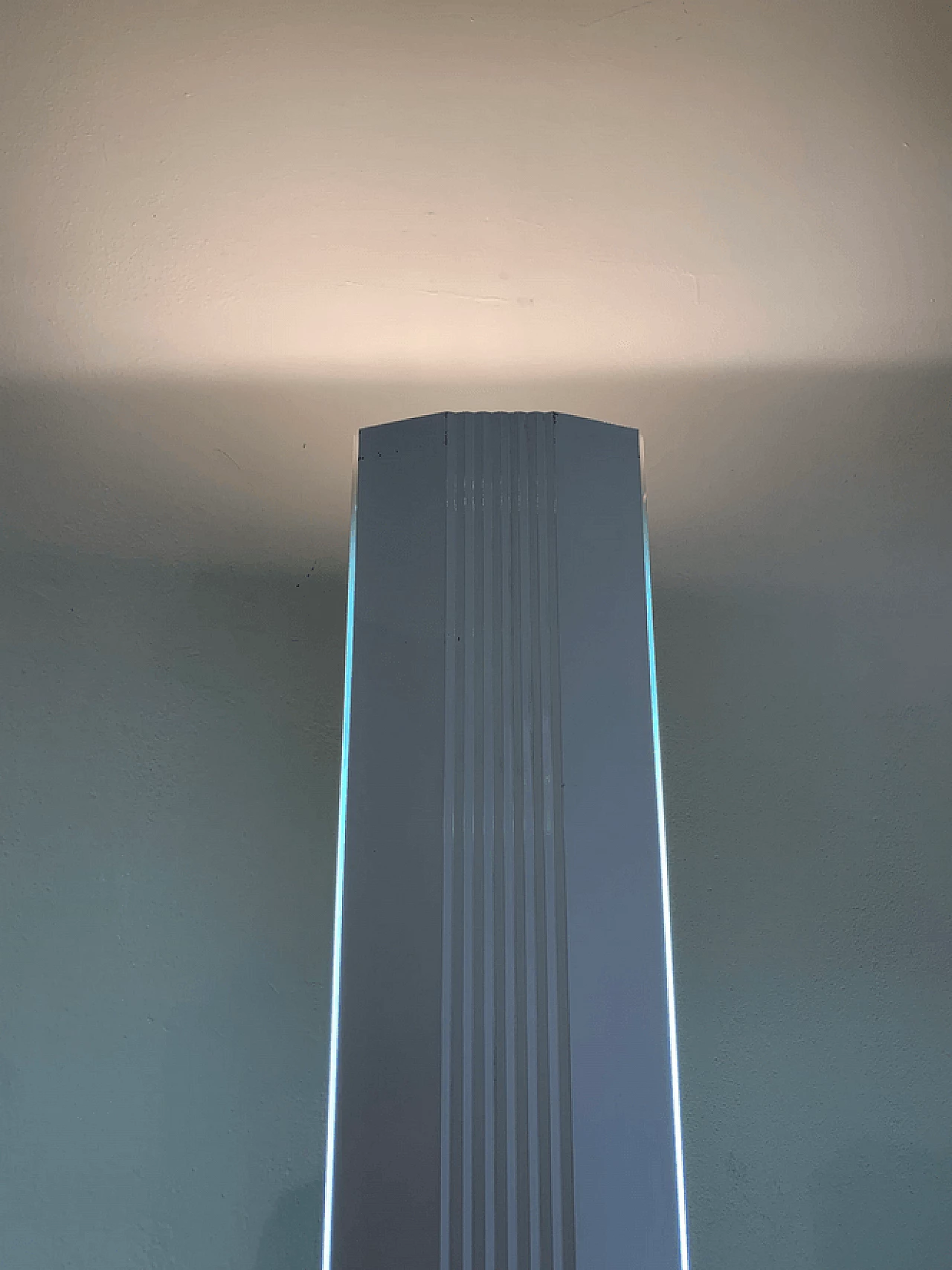 Postmodern neon floor lamp, 1980s 10