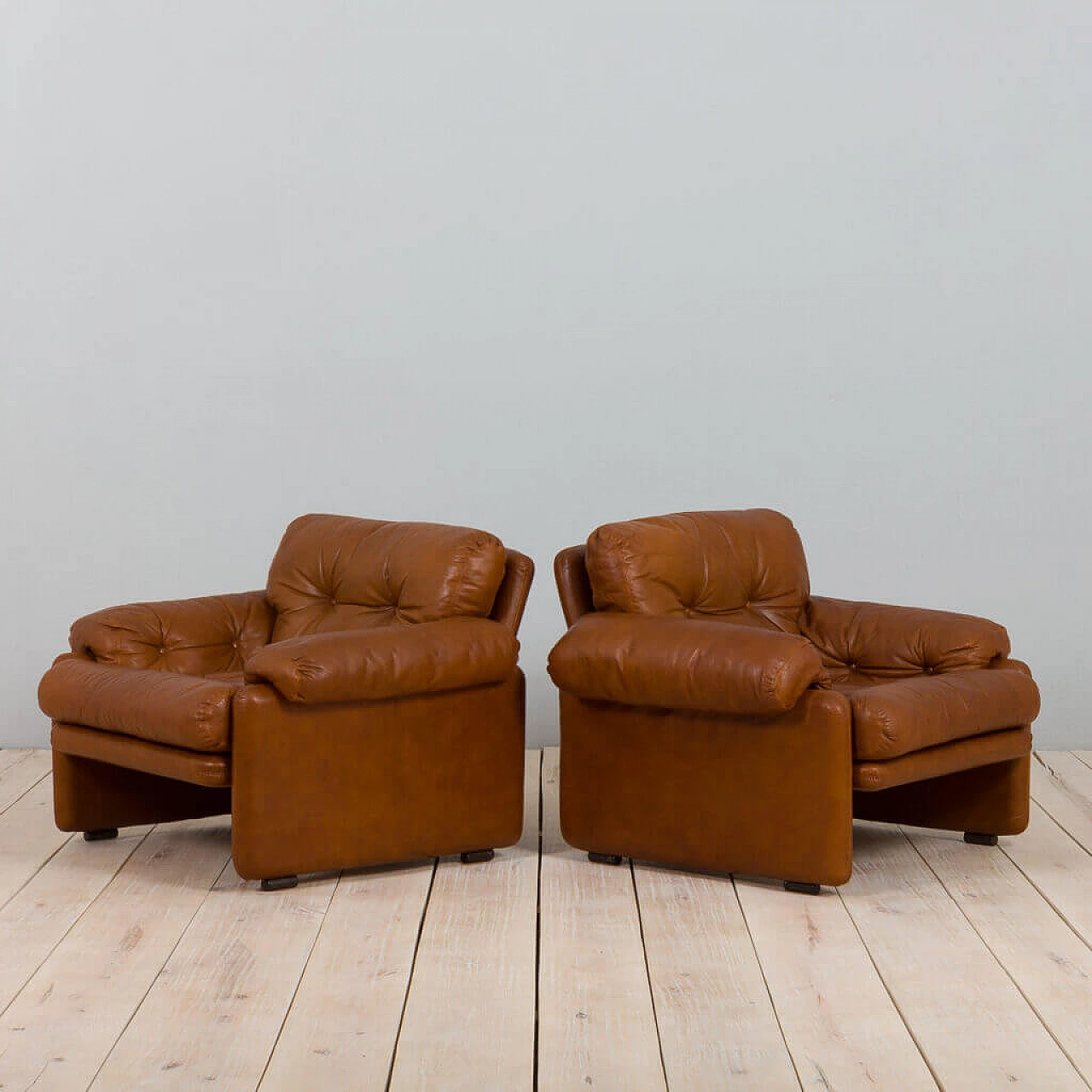 Pair of Coronado leather armchairs by Tobia Scarpa for C&B Italia, 1960s 4