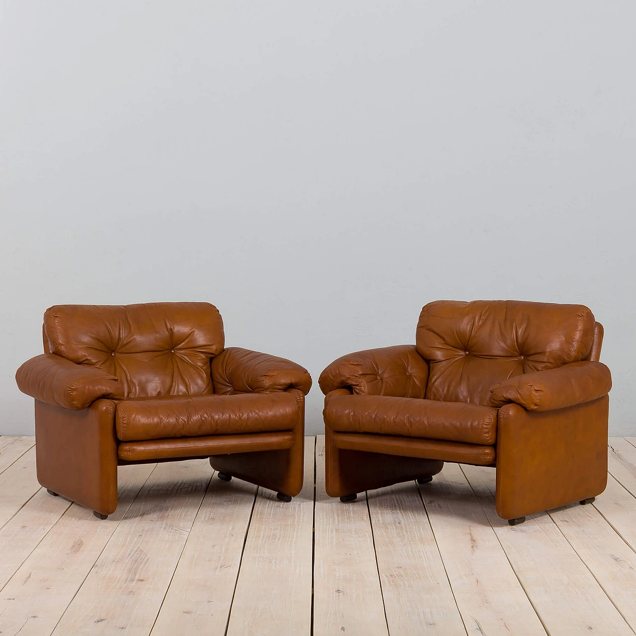 Pair of Coronado leather armchairs by Tobia Scarpa for C&B Italia, 1960s 8
