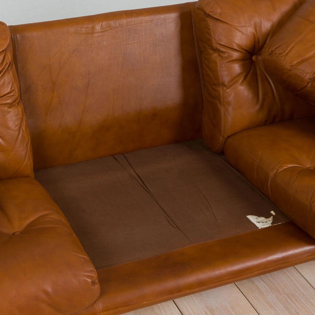 First model of Coronado sofa in brown leather by Tobia Scarpa for C&B Italia, 1960s 6
