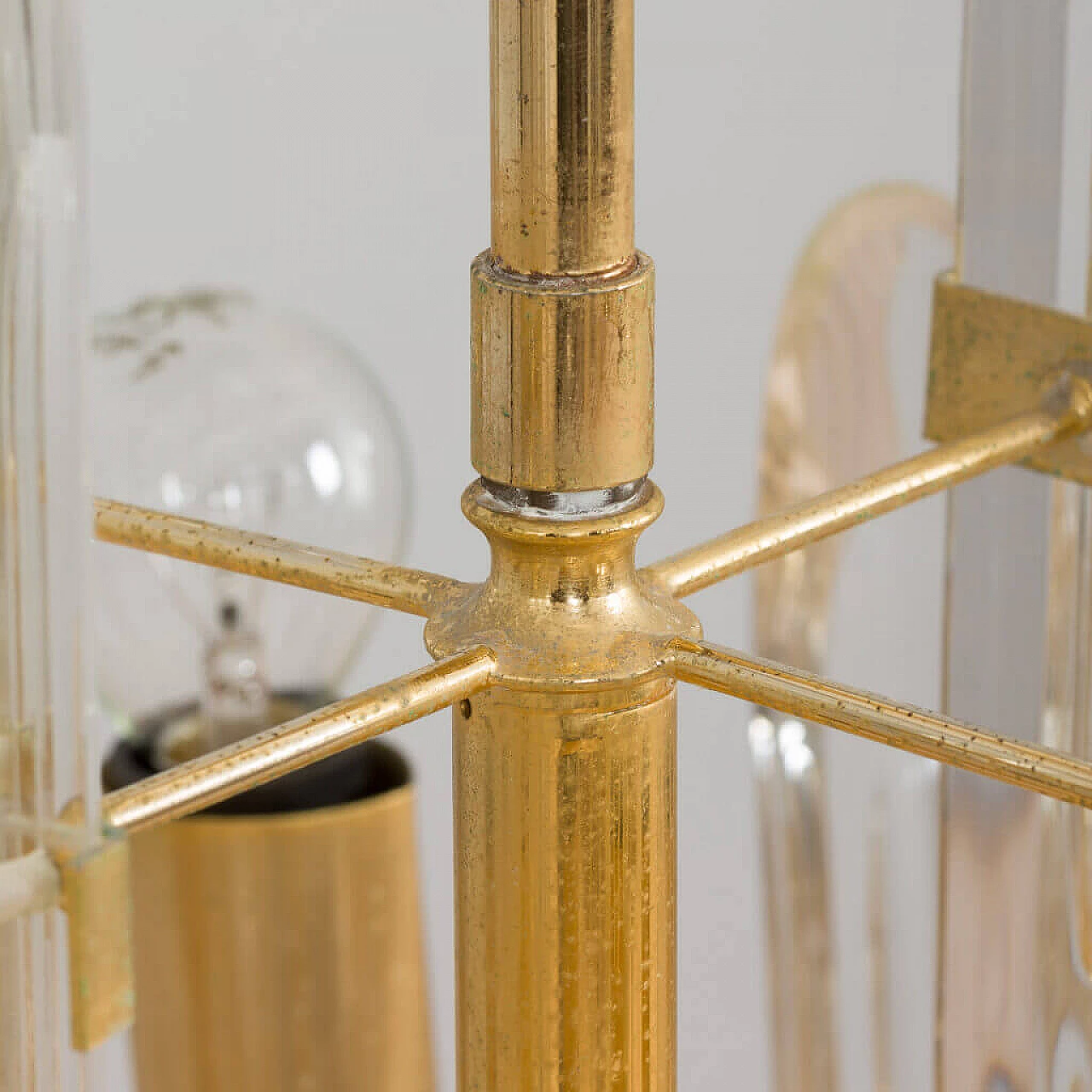 Gilded brass and crystal chandelier by Gaetano Sciolari, 1970s 5