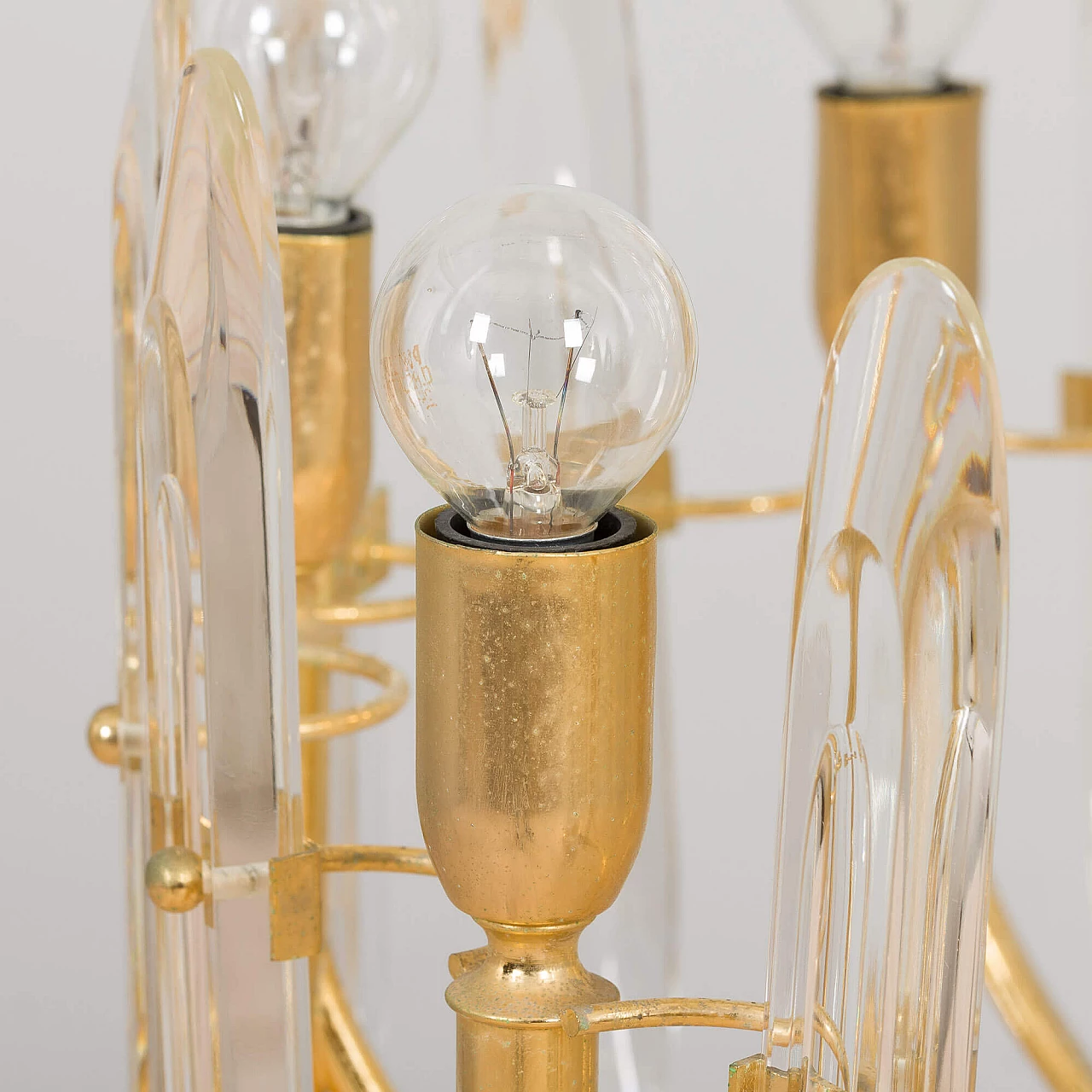 Gilded brass and crystal chandelier by Gaetano Sciolari, 1970s 7