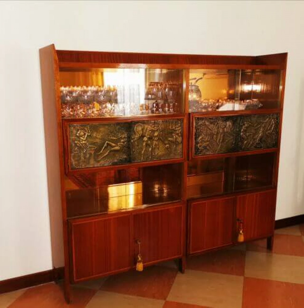 Bar cabinet with hand-engraved tiles by Vittorio Dassi, 1950s 1