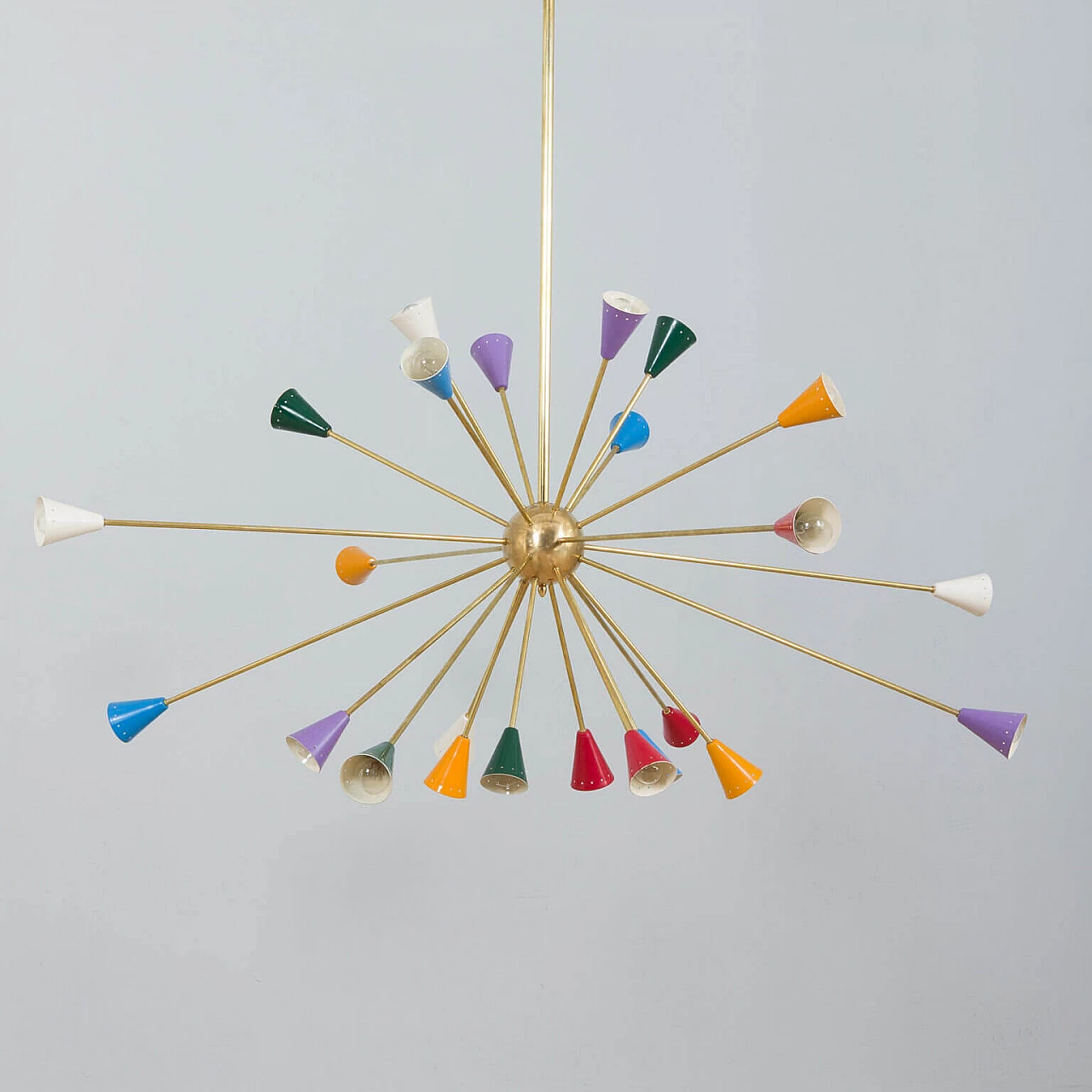 Sputnik chandelier in the style of Arteluce in polished brass and enameled aluminium, 90s 5