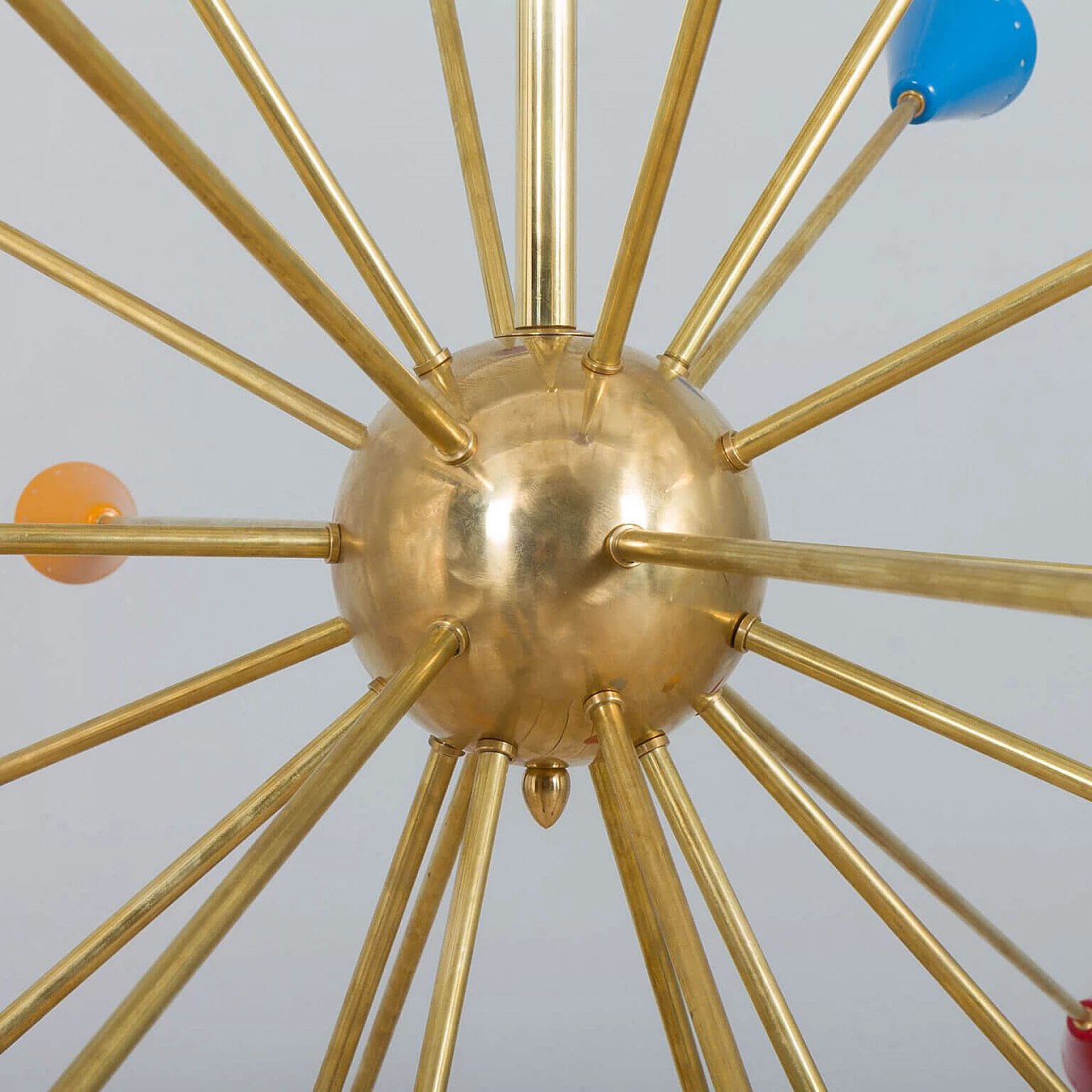 Sputnik chandelier in the style of Arteluce in polished brass and enameled aluminium, 90s 7