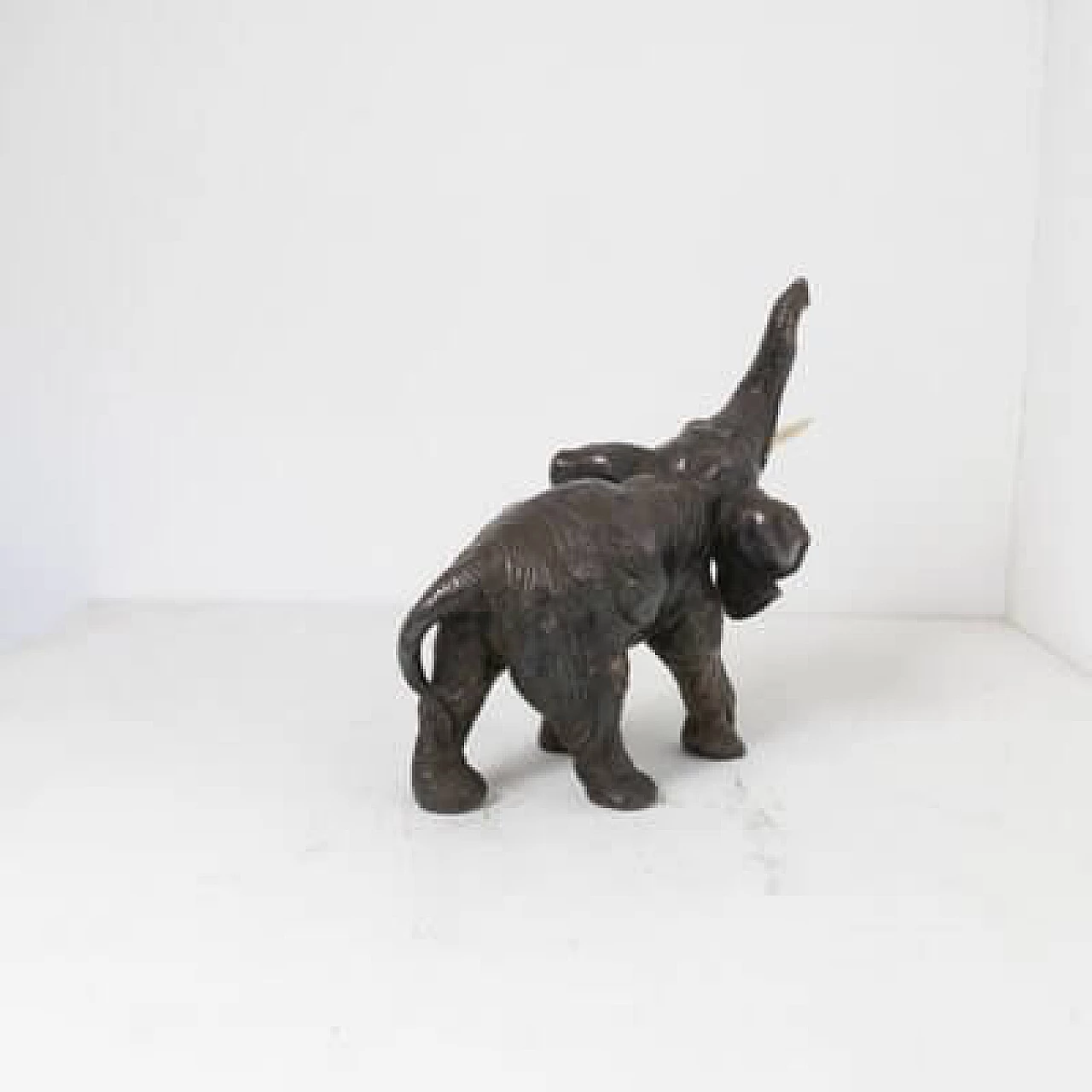 3 Statues of elephants in terracotta and silver-plated copper, 1950s 22