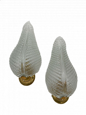 Pair of leaf-shaped wall sconces in Murano glass and brass by Seguso, 50s