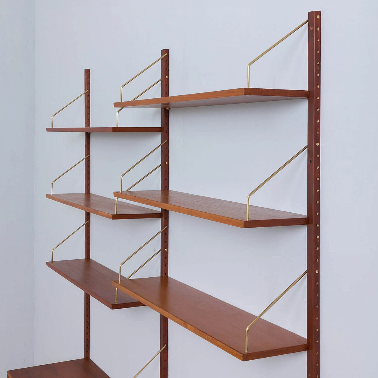 Wall unit in teak and brass by Hansen & Guldborg, 60s 15