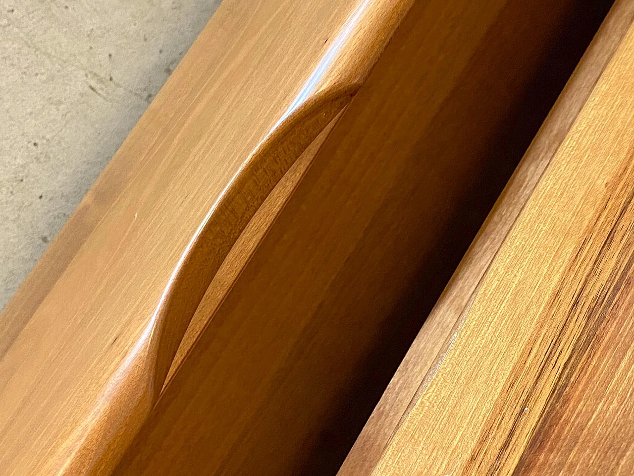 Pair of Mario Marenco bedside tables for Mobil Girgi, 1970s 6