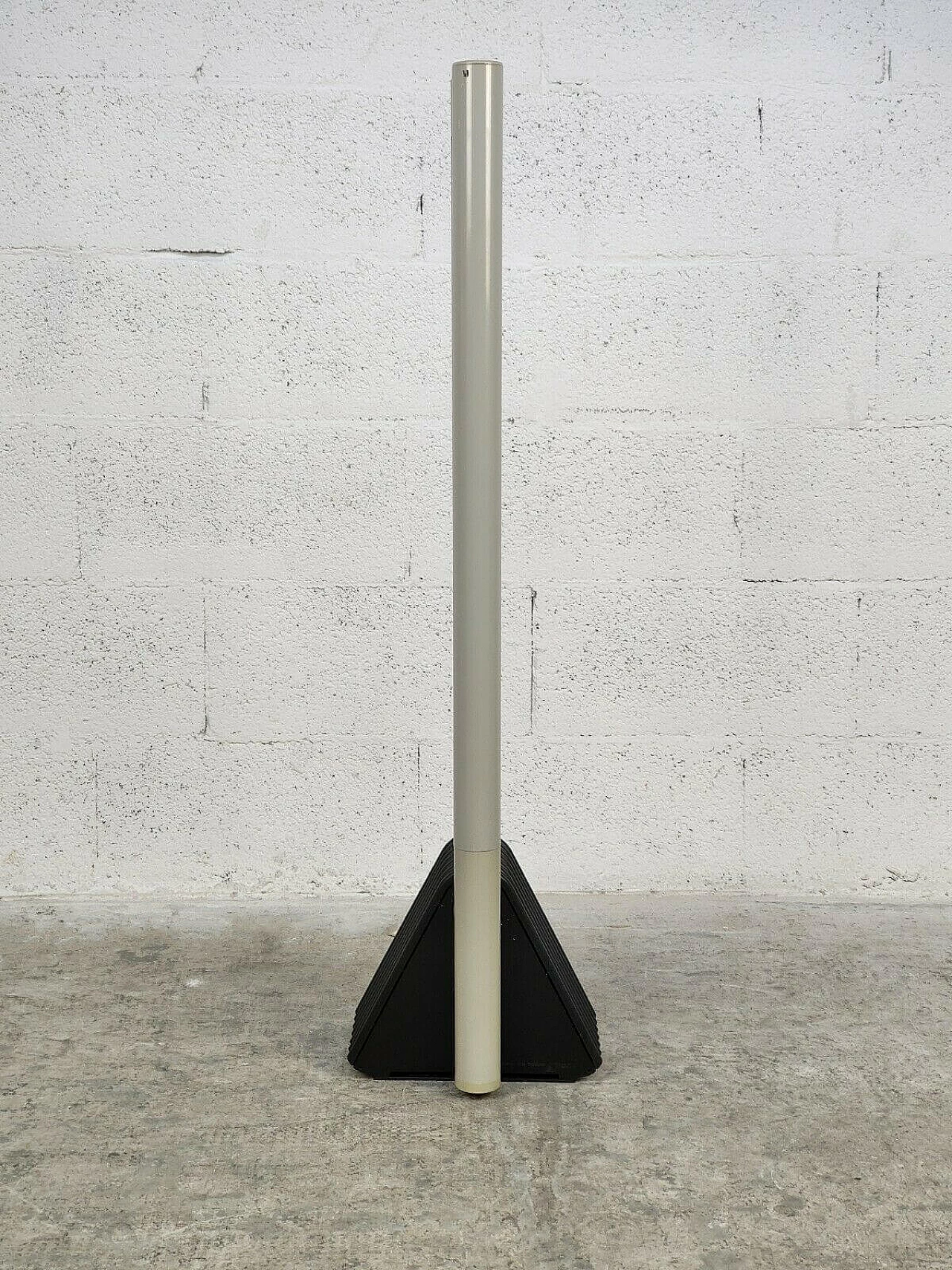 Sistema Flu adjustable table or floor lamp by Rodolfo Bonetto for Luci, 80s 4